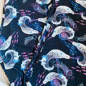 Charlie’s project Narwhal Sea Life 🌊 leggings